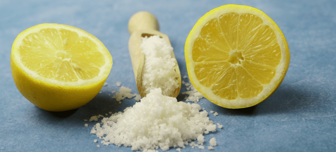 Kwas cytrynowy jednowodny a kwas cytrynowy bezwodny – jakie są różnice? Zastosowania i właściwości