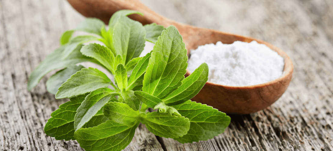 Where does stevia come from, and how is the extract from its leaves produced?